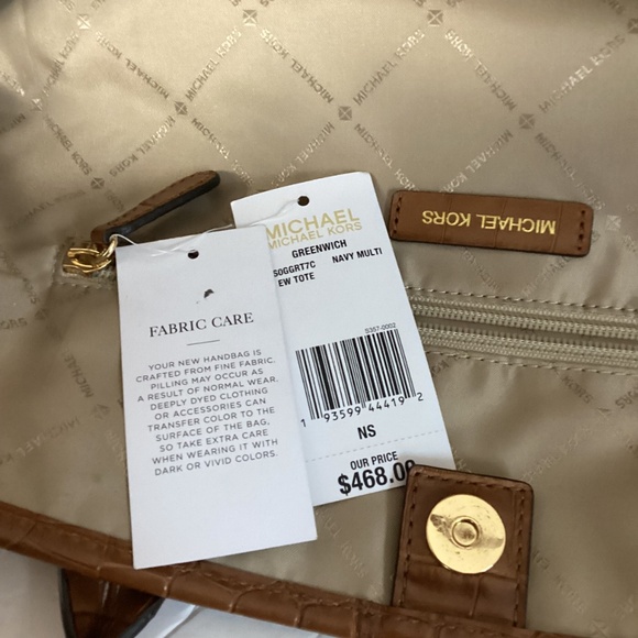NWT MICHAEL KORS GREENWICH LARGE EAST WEST TOTE BAG NAVY CANVAS CROCO BR… - Picture 9 of 9